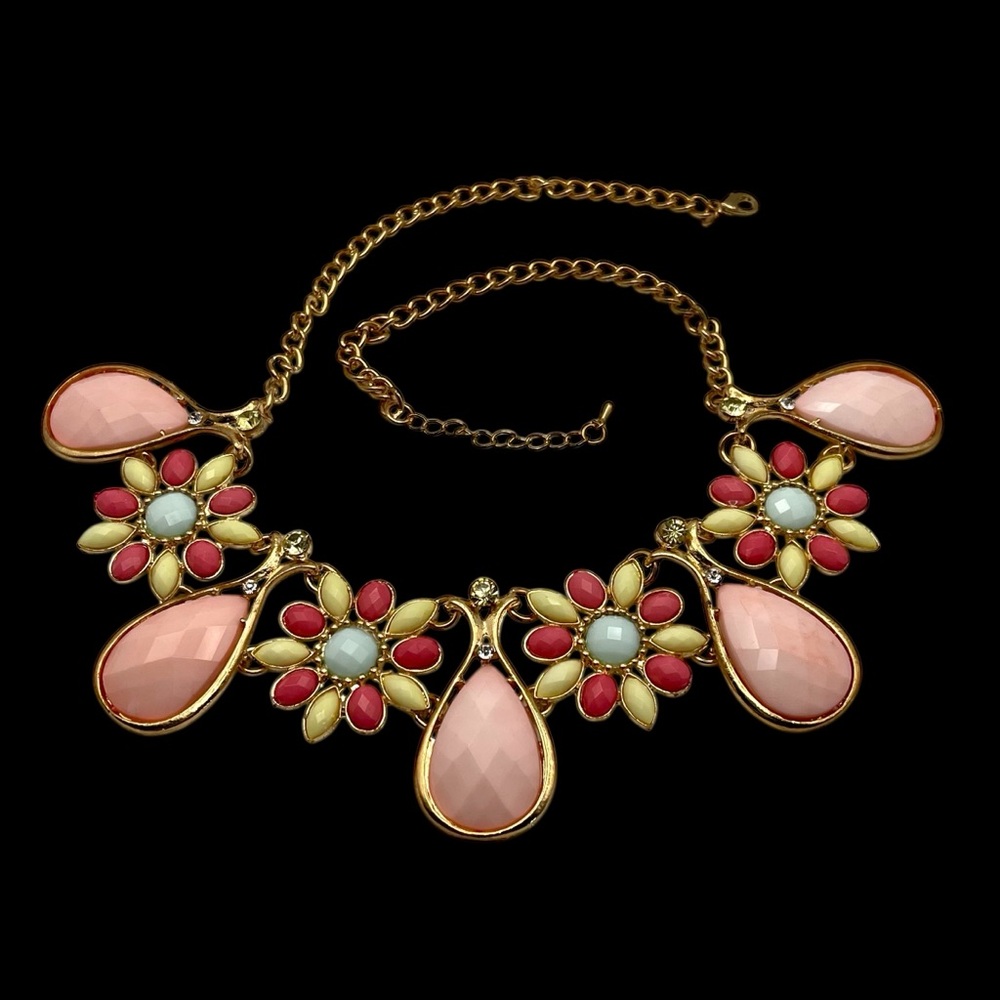 Sweet Colorful Plastic and Crystal Pastel Flower Statement Necklace